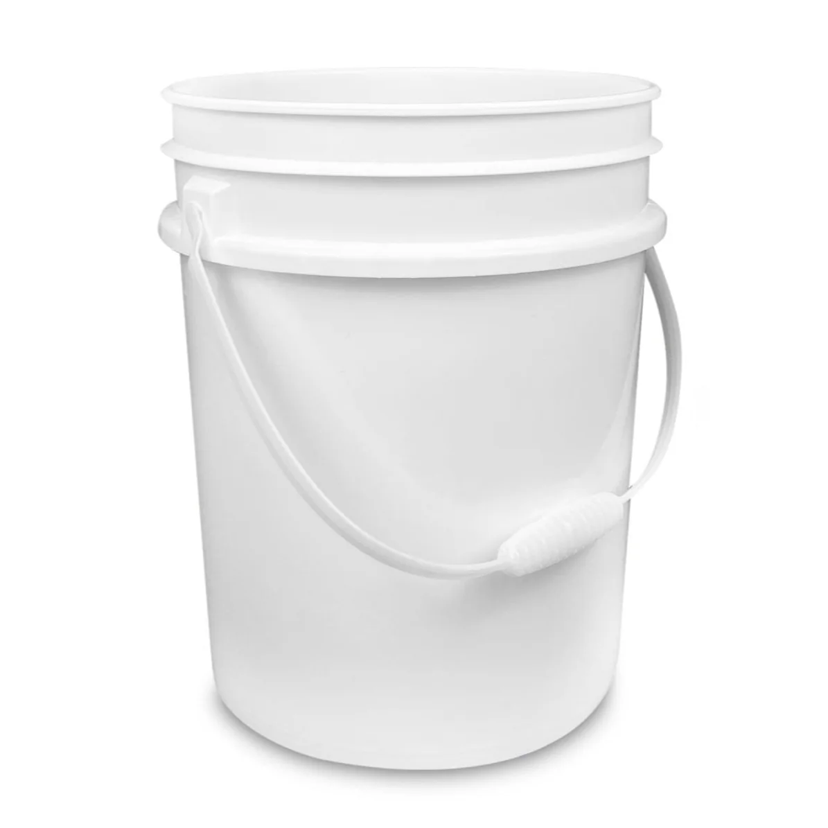White 5 Gallon 90 Mil Food-Grade Bucket with Plastic Handle - 1 Count